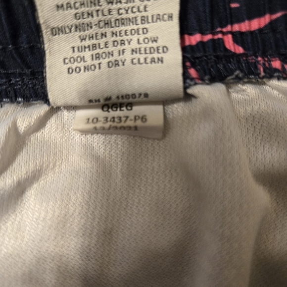 US Polo Assn. Navy Blue & Pink Coral Print Swim Trunks Size L - Picture 4 of 5